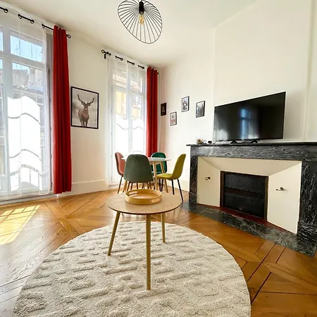Apartamento Emma - Centre Historique - Parking Privée *